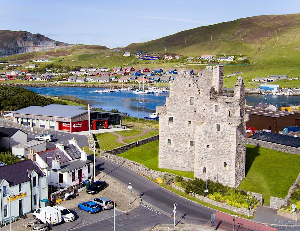 Easterhoull Chalets Ltd / Sarah Kay Arts